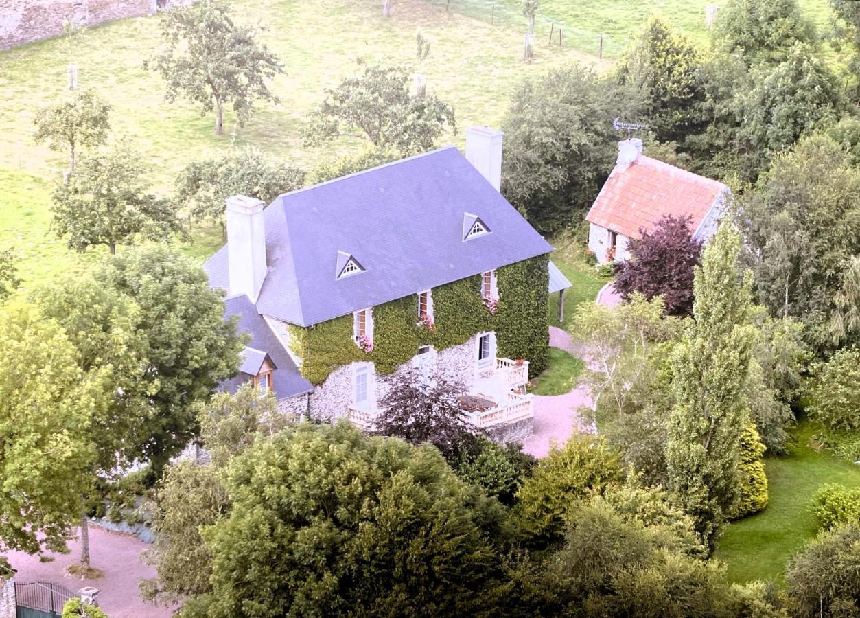 Le Pont De Benneville Cahagnes Luaran gambar